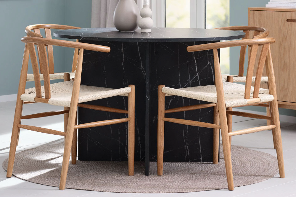 Trpezarijski stolovi i stolice