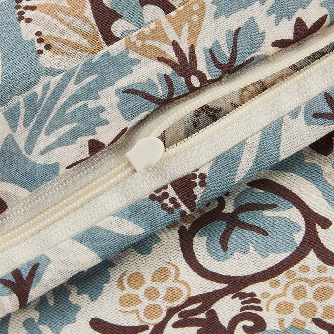 LOVIS set navlaka za jorgan Komplet jorgana inspirisan art dekoom u pastelnim plavim i braon bojama