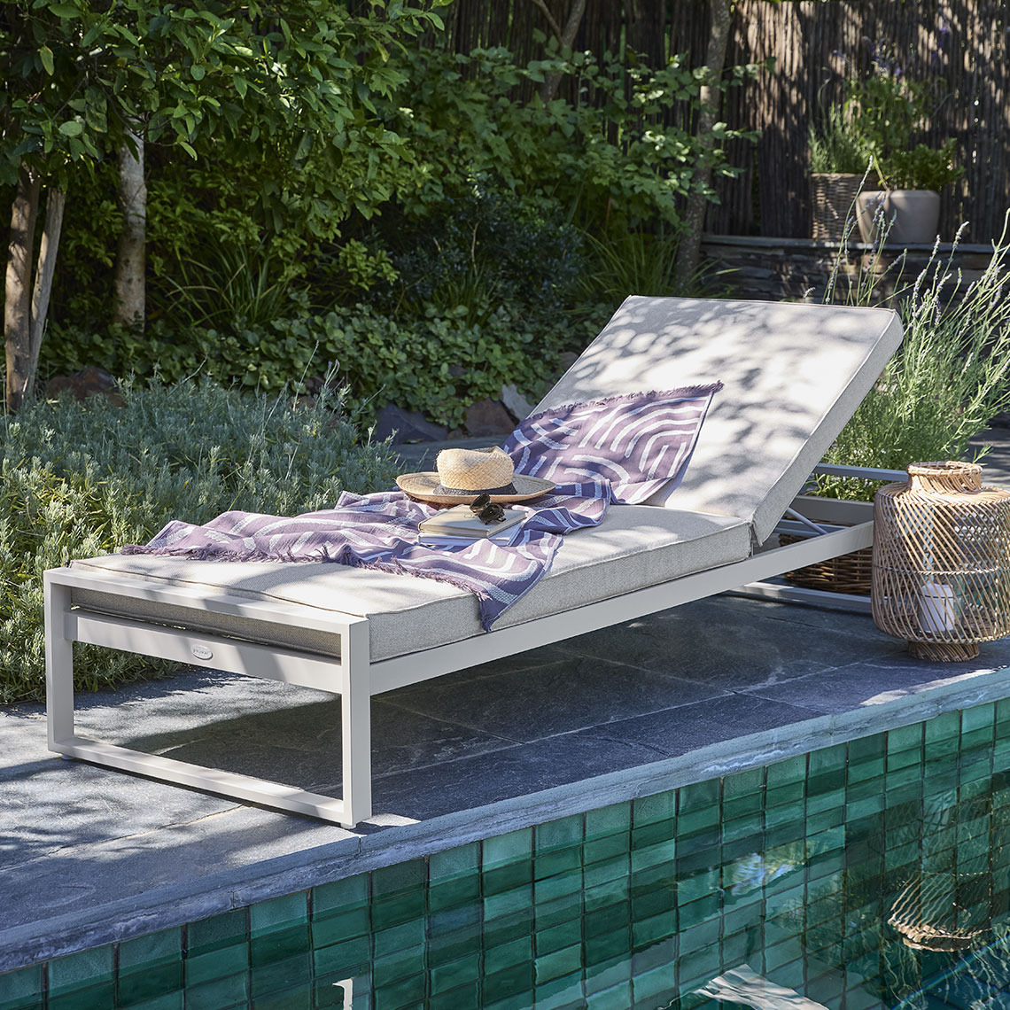 VONGE ležaljka Ležaljka od brzosušećeg materijala